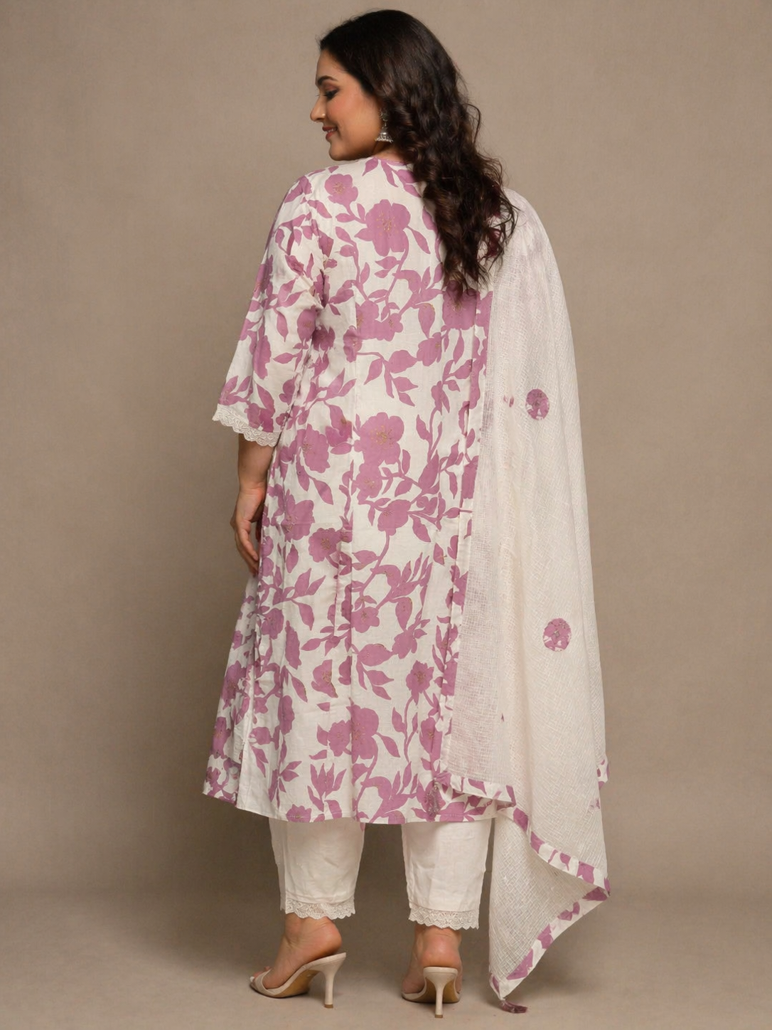 White & Pink Floral Printed Cotton Kurta Set with Dupatta (Plus Size Friendly)