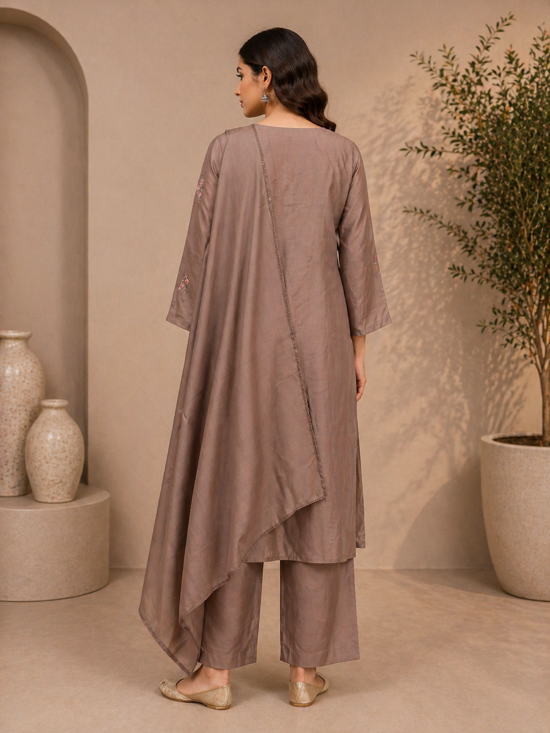 Women's Mul Chanderi Embroidered Kurta Pant Set with Dupatta