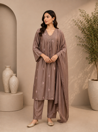 Women's Mul Chanderi Embroidered Kurta Pant Set with Dupatta
