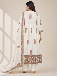 Off-White Floral Printed Cotton Anarkali Kurta Set with Dupatta (Plus Size Friendly)