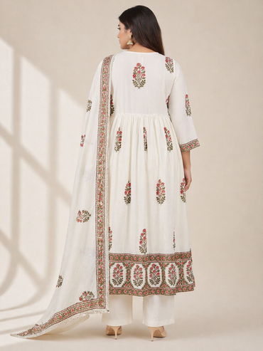 Off-White Floral Printed Cotton Anarkali Kurta Set with Dupatta (Plus Size Friendly)