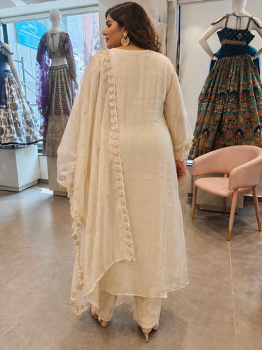 Ivory Embroidered Mul Chanderi Anarkali Kurta Set with Dupatta