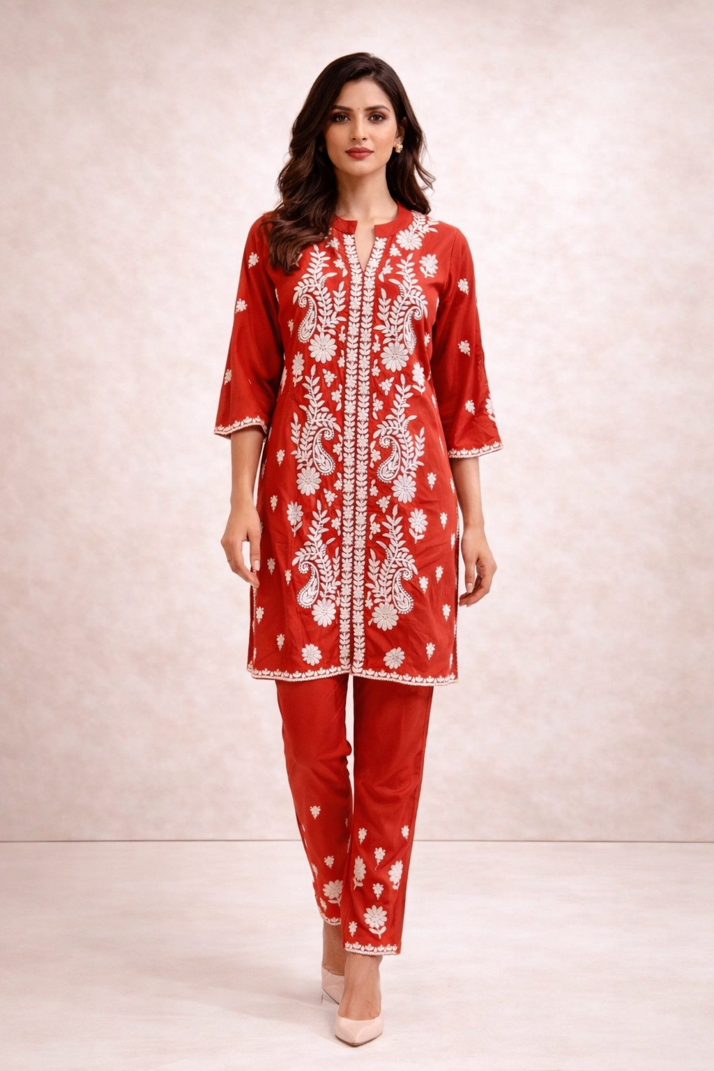Women's Muslin Lucknowi Work Kurta Pant Set