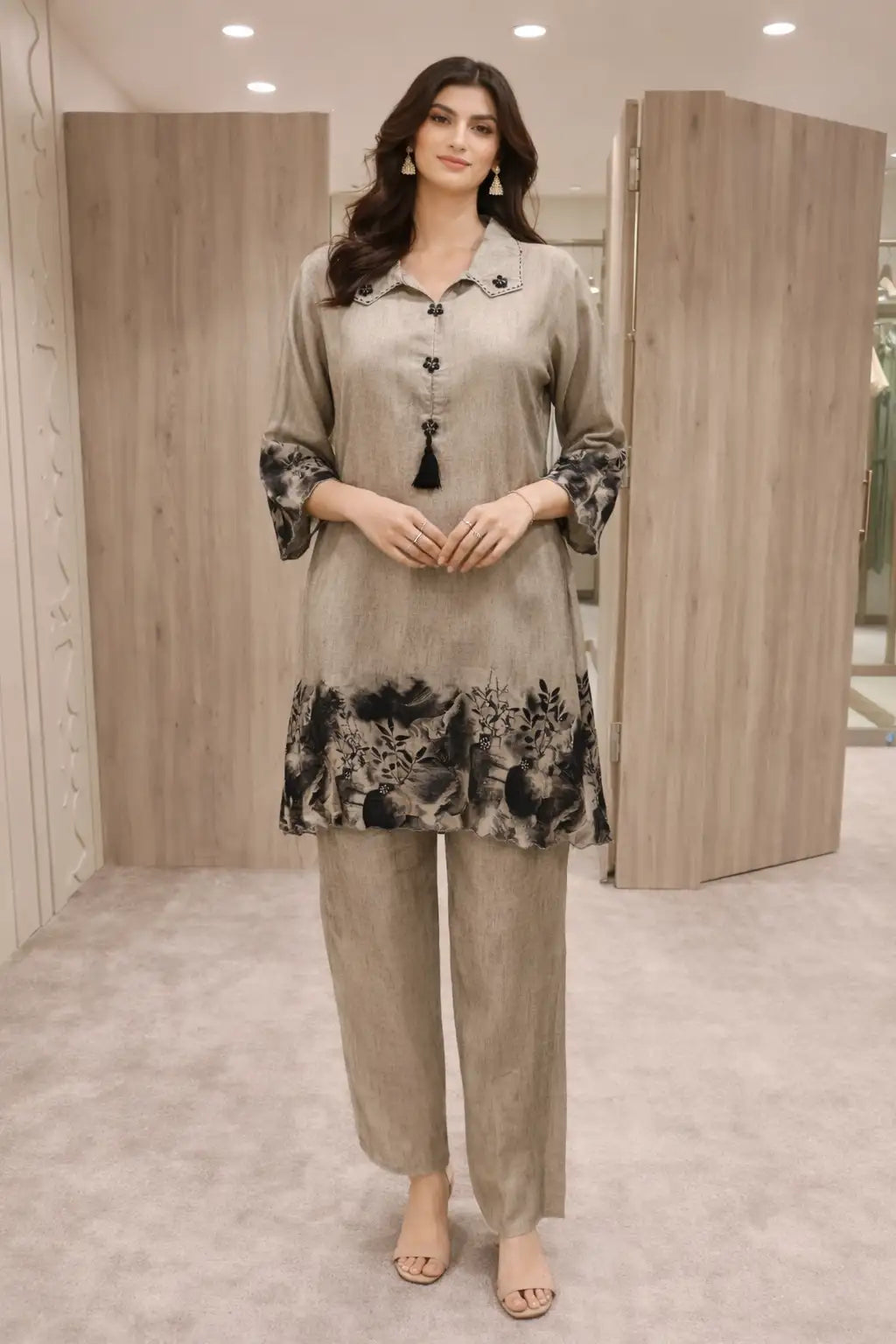 Women's Beige Silk Printed Kurta Pant Set